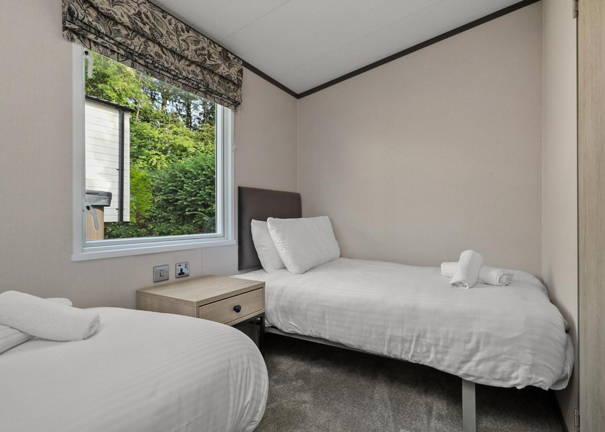 Noble Court Holiday Park Narberth Habitación foto